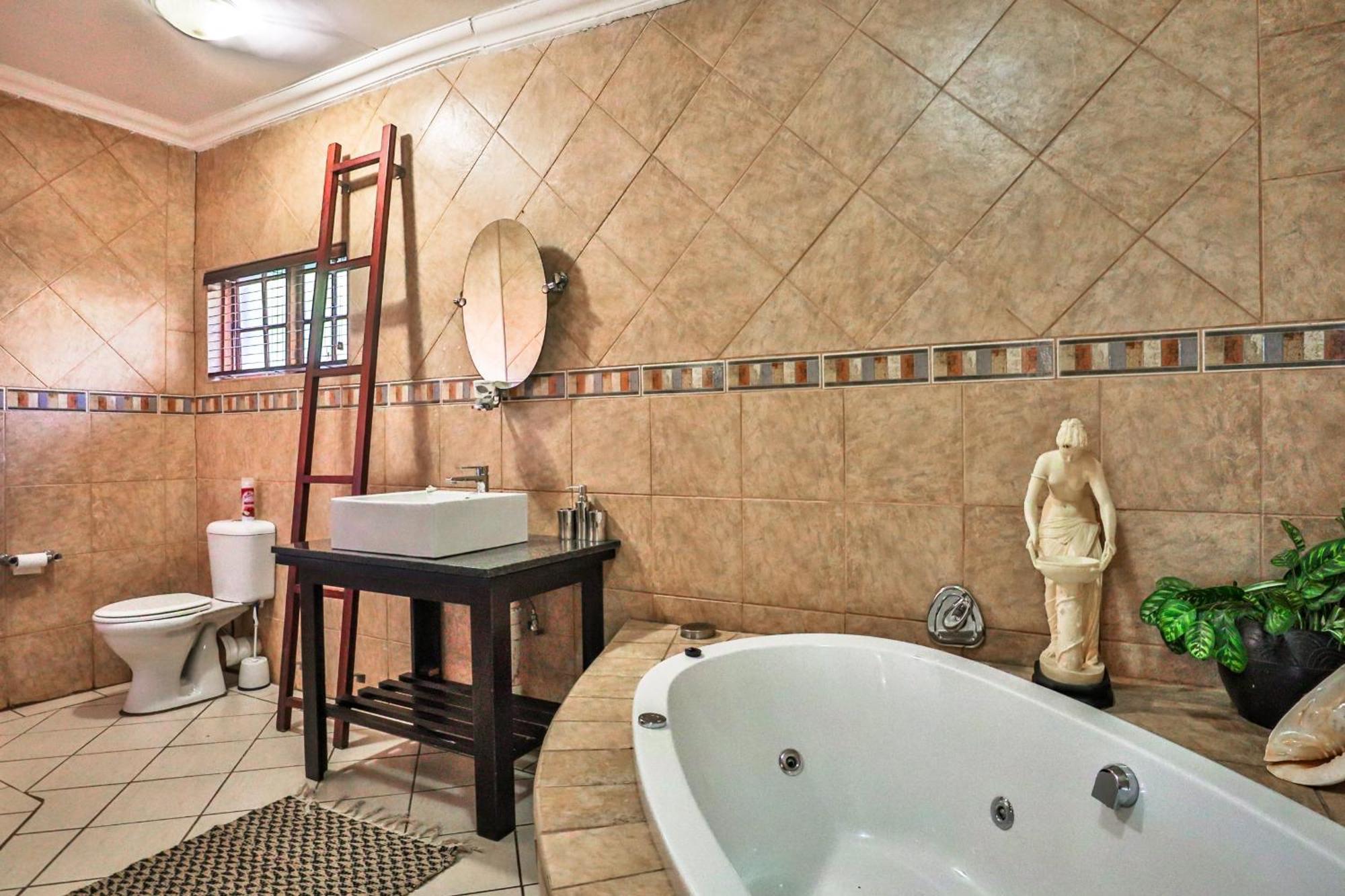 Sunset Ridge Guest House Rustenburg Kültér fotó